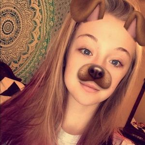 Meet your Posher, Abby